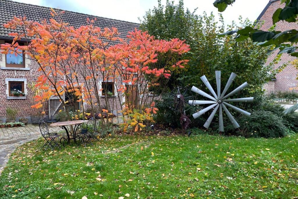 Charmant Appartement Dans Une Ancienne Ferme Nivelles Exteriör bild