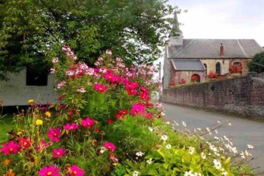 Charmant Appartement Dans Une Ancienne Ferme Nivelles Exteriör bild